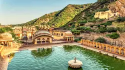 क्या आप जानते हैं कि गलता जी की पहाड़ियों पर अब उड़ेगा 'उड़न खटोला', 30 मिनट की चढ़ाई अब 5 मिनट में!