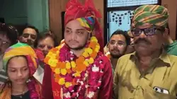 मां के संघर्ष ने लिखा बेटे की सफलता का इतिहास, पिता के निधन के बाद भी नहीं टूटा हौसला, रौनक खंडेलवाल बने IFS अधिकारी