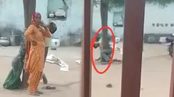 Rajasthan News: झुंझुनूं में 'तालिबानी' बर्बरता! रास्ते के विवाद में युवक को 3 घंटे तक पेड़ से बांधकर पीटा, VIDEO वायरल