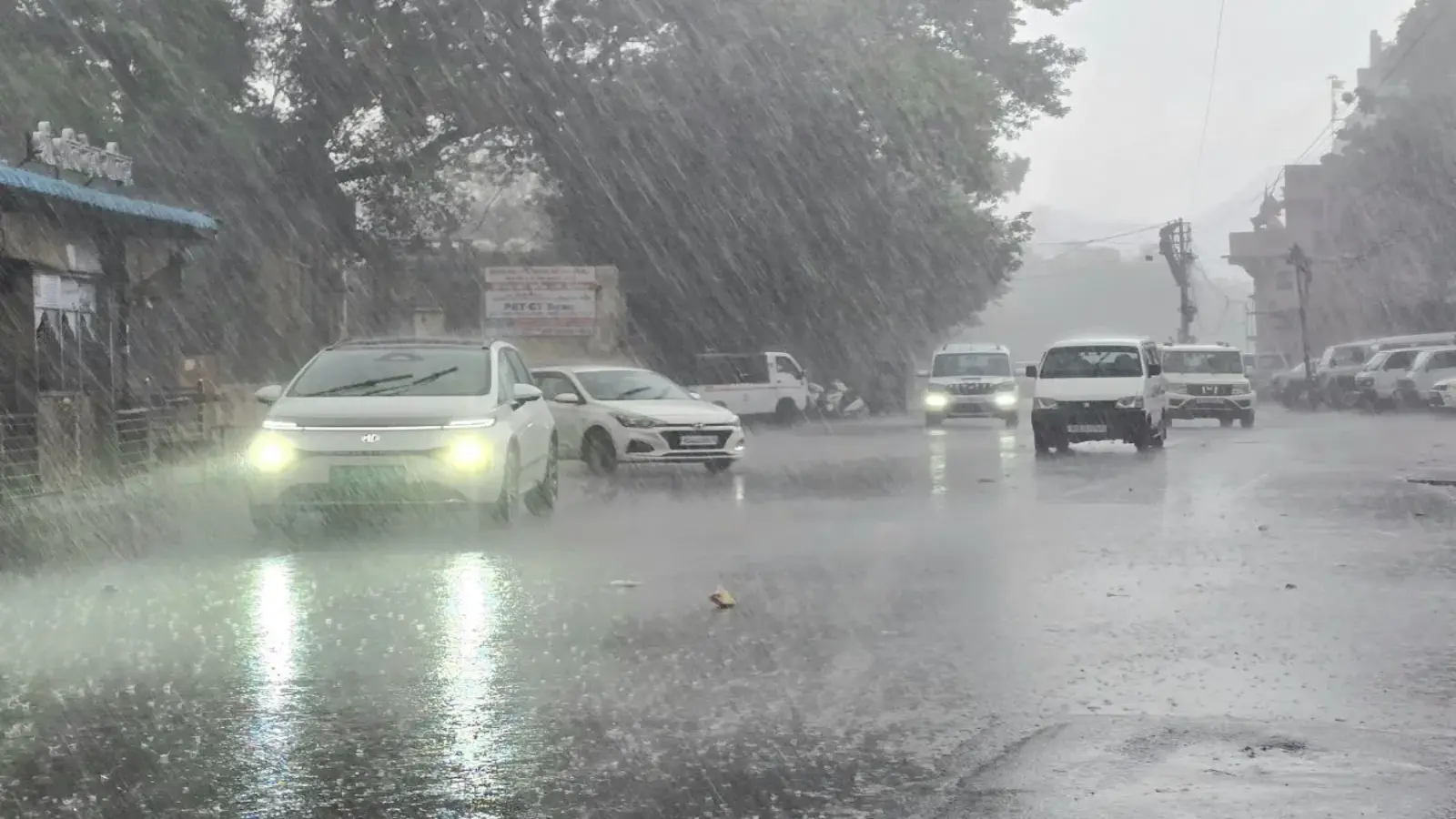 Rajasthan Weather|राजस्थान में अगले 24 घंटे खतरनाक! जयपुर समेत 27 जिलों में भारी बारिश का अलर्ट